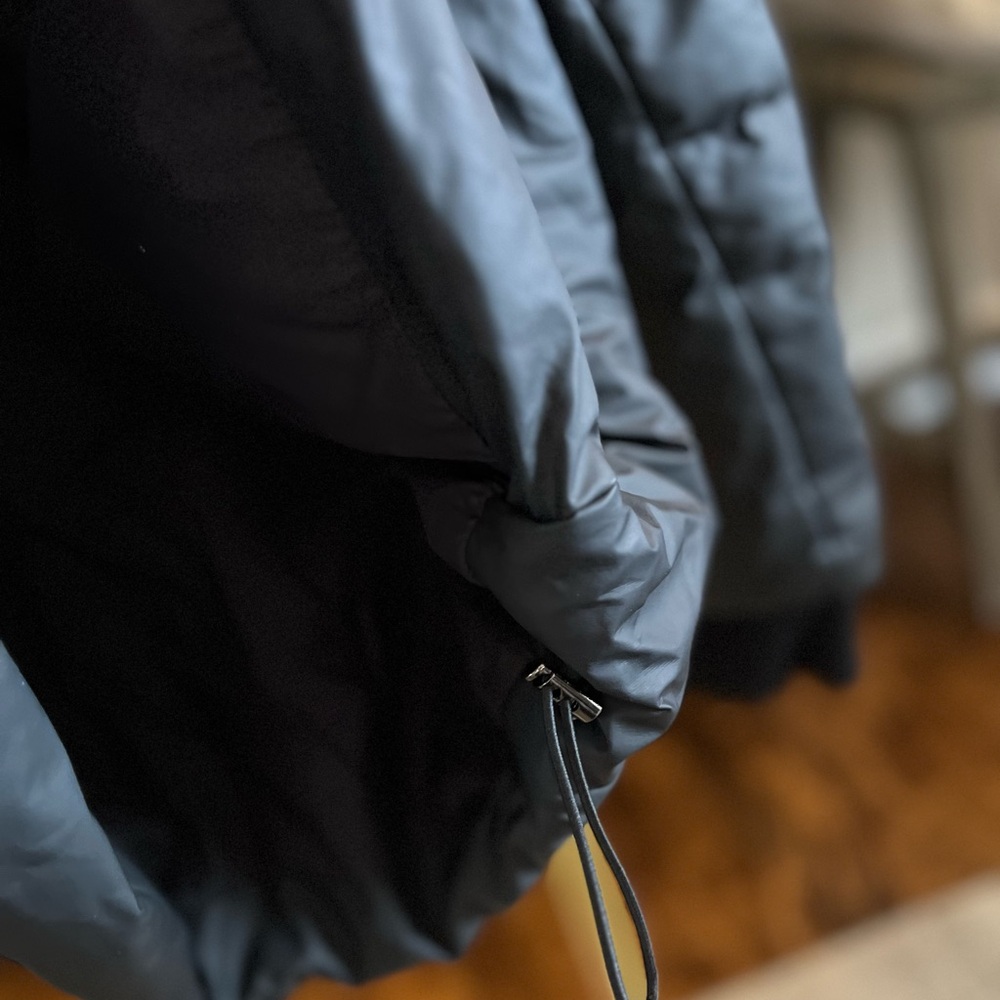 Rains black unisex Puffer trekker hooded Jacket - Picture 3 of 8